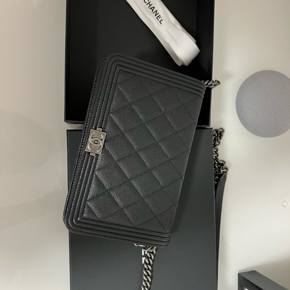 Chanel Boy Wallet On Chain - Picture 3 of 8